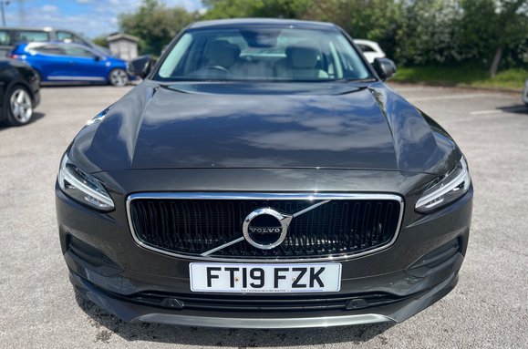 Volvo S90 2.0 T4 MOMENTUM PLUS AUTO 2