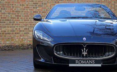 Maserati Grancabrio MC 6