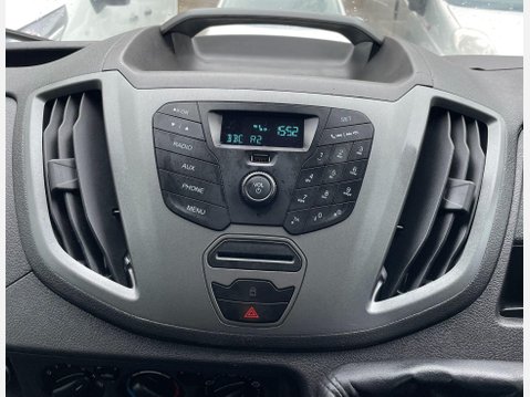 Ford Transit 2.2 TDCi 350 RWD L3 H1 Euro 5 2dr (DRW) 33