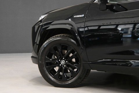 Toyota Rav4 2.5 RAV4 Black Edition HEV CVT 4WD 5dr 45