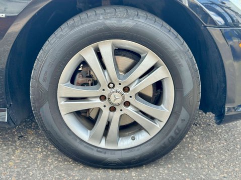 Mercedes-Benz R Class 3.5 R350 SE L MPV 5dr Petrol 7G-Tronic (274 g/km, 272 bhp) 61