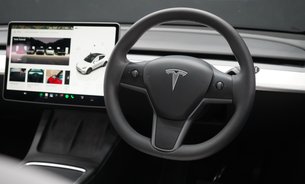 Tesla Model Y LONG RANGE AWD White Interior Hard Ware 4 (AI4) GROK AI One Owner VAT Q 14