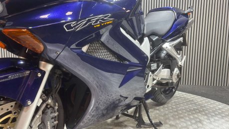 Honda VFR 2003 ONLY 18K VTEC LONG MOT WARRANTY 800CC TOURER 20