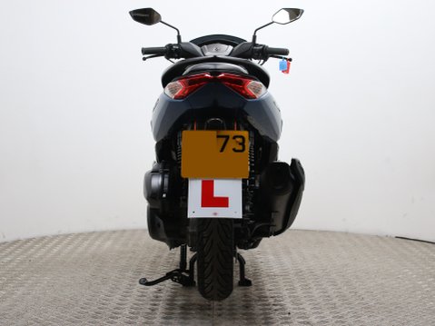 Yamaha Nmax 125 GPD125-A ABS 11