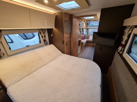 Adria Alpina 613 UC Missouri 18