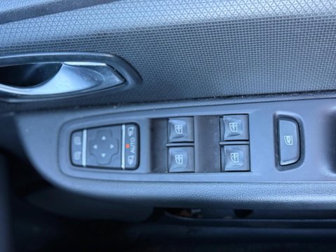 Renault Clio 1.5 dCi GT Line Euro 6 (s/s) 5dr 26