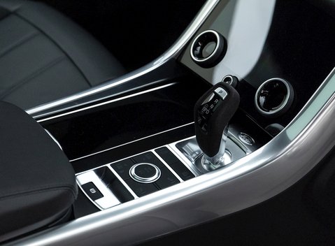 Land Rover Range Rover Sport D350 HST 13