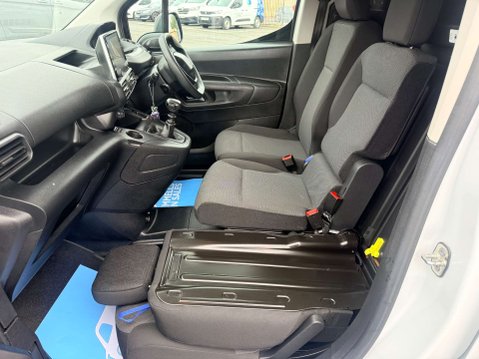 Peugeot Partner 1.5 Partner Professional Premium+ BHDi 12