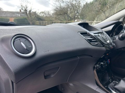 Ford Fiesta 1.25 Zetec Euro 6 5dr 16