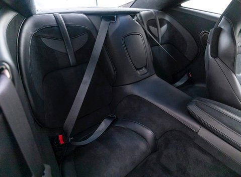 Aston Martin DBS Superleggera 13