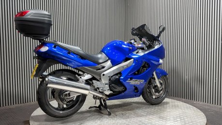 Kawasaki ZZR 2003 24K GOOD CLEAN CONDITION RUNNING PROJECT BIKE 3