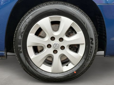 Vauxhall Combo Life 1.5 Turbo D Energy XL 5dr 12