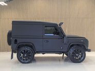 Land Rover Defender 2.2 Defender 90 Hard Top TD 4WD 5dr 11