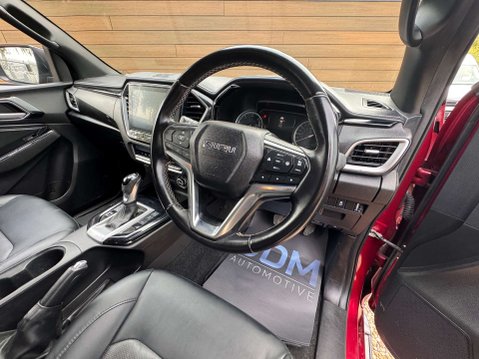 Isuzu D-Max 1.9 D-Max V-Cross Auto 4WD 4dr 24