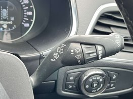 Ford S-Max 2.5 S-Max Titanium HEV CVT 5dr 57