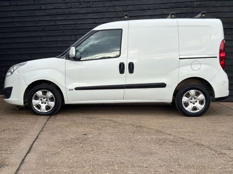 Vauxhall Combo 1.2 Combo 2000 L1H1 CDTi Sportive 8