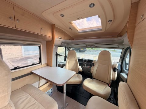 Adria Compact 33 MULTIJET 8