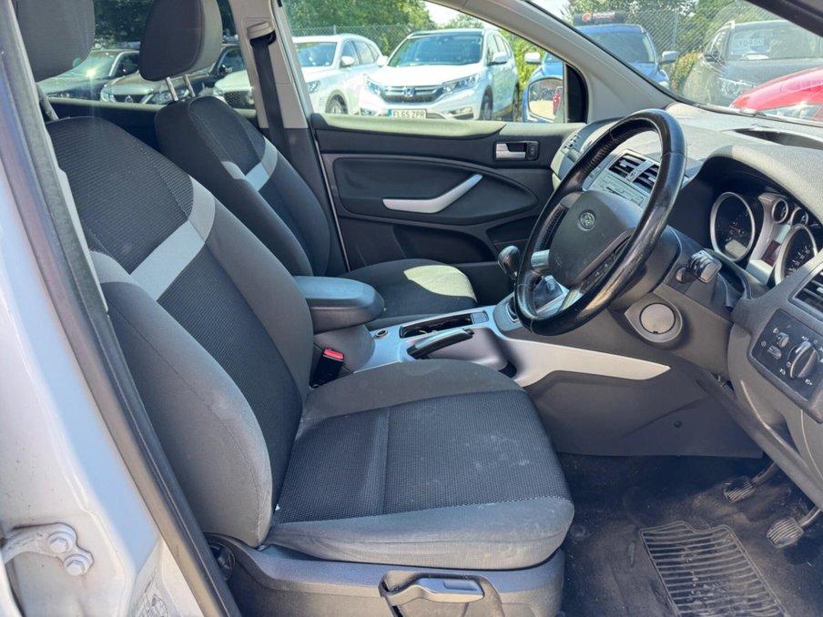 2012 Ford Kuga — image 9