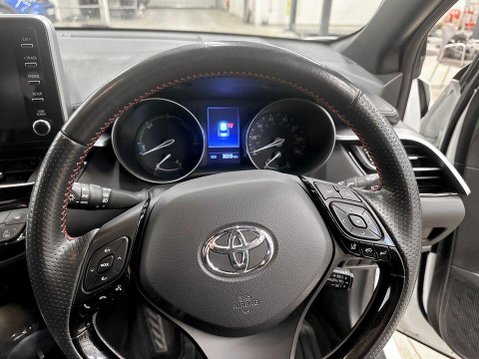 Toyota C-HR 1.8 VVT-h GR SPORT SUV 5dr Petrol Hybrid CVT Euro 6 (s/s) (122 ps) 13