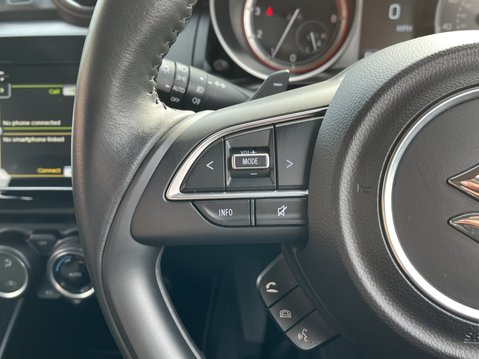 Suzuki Swift 1.2 Dualjet 83 12V Hybrid SZ5 5dr Auto 23