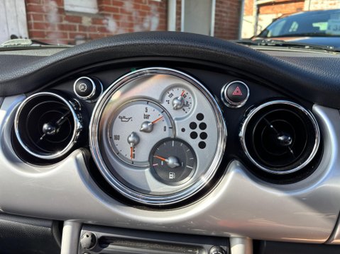 Mini Convertible 1.6 Cooper S Steptronic Euro 4 2dr (AC) 15