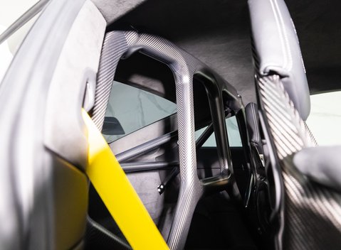 Porsche 911 GT3 RS (992) 12