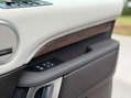 Land Rover Discovery 3.0 Discovery HSE TD6 Auto 4WD 5dr 9