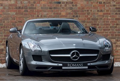 Mercedes-Benz SLS AMG Roadster
