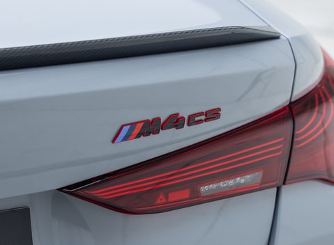 BMW M4 CS 44