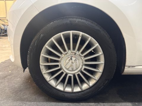 Volkswagen Up 1.0 High up! Euro 5 3dr 34