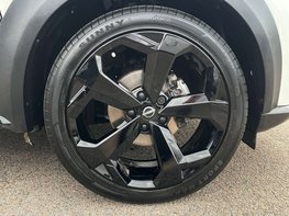Nissan Juke 1.6 Juke Premiere Edition HEV CVT 5dr 15