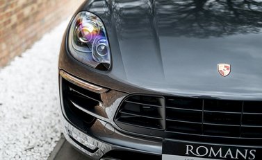 Porsche Macan GTS 25