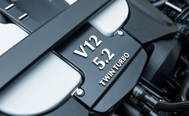 Aston Martin DBS Superleggera 40