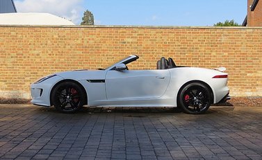 Jaguar F-Type S V8 Convertible 16