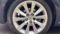 Lexus Is 2.5 300h Executive Edition Saloon 4dr Petrol Hybrid E-CVT Euro 5 (s/s) (223 15
