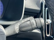 Volvo XC40 B4 PLUS AWD MHEV 33