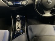 Toyota C-HR 1.8 VVT-h Dynamic SUV 5dr Petrol Hybrid CVT Euro 6 (s/s) (122 ps) 15