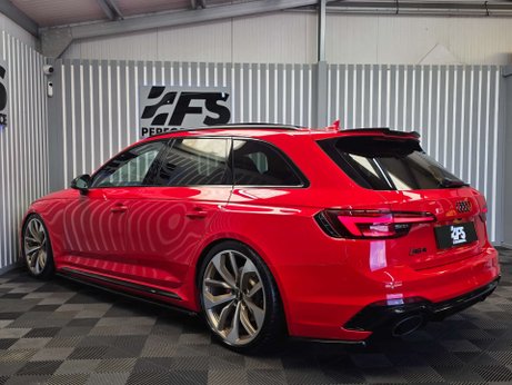 Audi RS4 2.9 TFSI V6 Estate 5dr Petrol Tiptronic quattro Euro 6 (s/s) (450 ps) 36