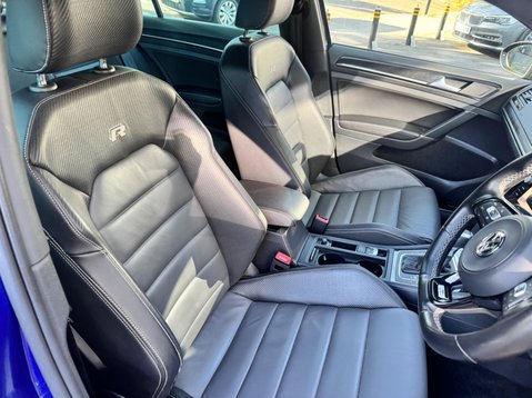 Volkswagen Golf R TSI 4MOTION DSG 13