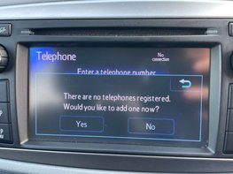 Toyota Yaris 1.5 Yaris T4 Hybrid CVT 5dr 27