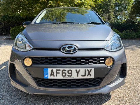 Hyundai i10 1.0 Play Euro 6 5dr 2