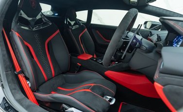 Lamborghini Huracan TECNICA 14