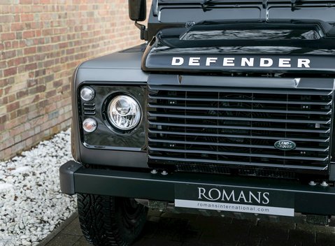 Land Rover Defender 90 Autobiography Edition 22