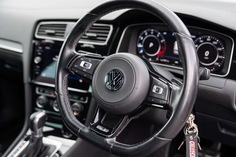 Volkswagen Golf 2.0 Golf R TSi Semi-Auto 4WD 5dr 38