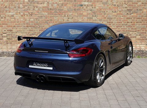 Porsche Cayman GT4 3