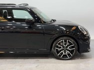 Mini Hatch 2.0S Sport Hatchback 3dr Petrol Steptronic Euro 6 (s/s) (204 ps) 18