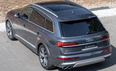 Audi SQ7 9