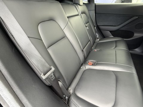 Tesla Model Y (Dual Motor) Long Range SUV 5dr Electric Auto 4WDE (384 bhp) 26