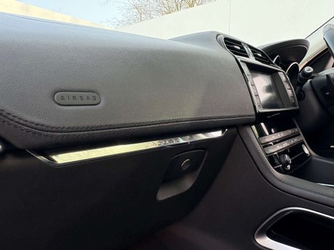 Jaguar F-Pace 2.0 F-Pace Portfolio AWD D Auto 4WD 5dr 69