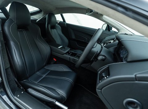 Aston Martin V12 Vantage S Coupe 13